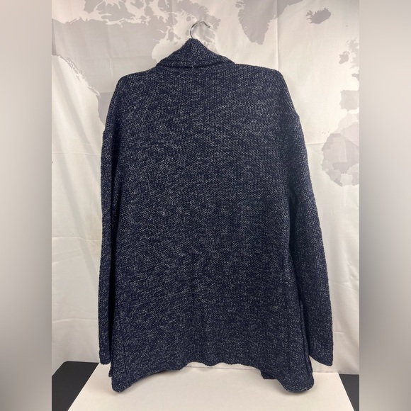 ZARA cardigan super soft, front pockets, size medium - Picture 3 of 8